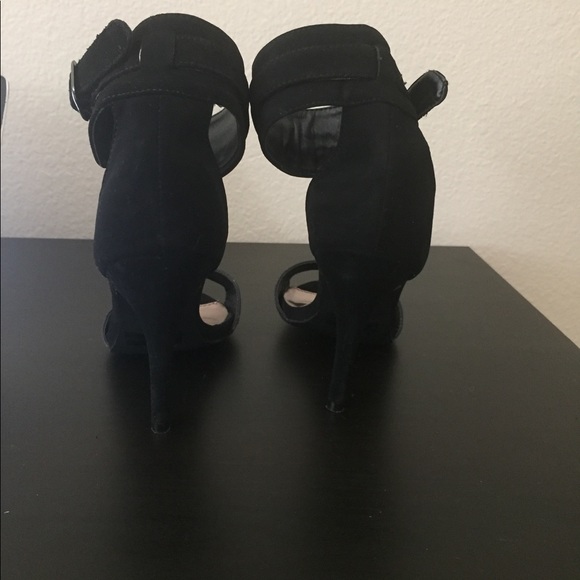 Qupid heels w/ ankle cuff buckle size 8.5 - Picture 5 of 8